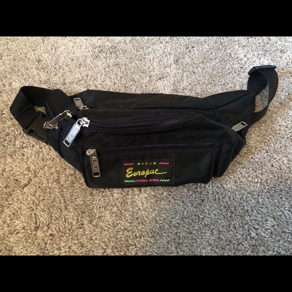 Handbags - Vintage y2k Europa Fanny pack